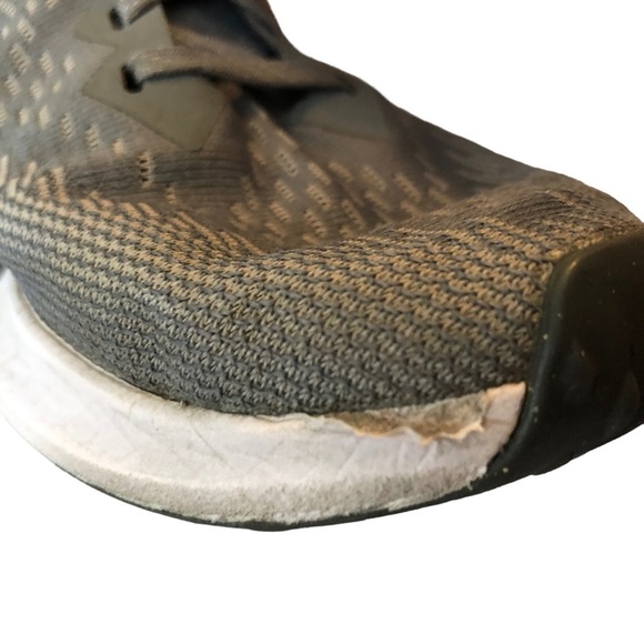 Women’s Nike Zoom Running Shoes Size 8. Grey. - Picture 16 of 16